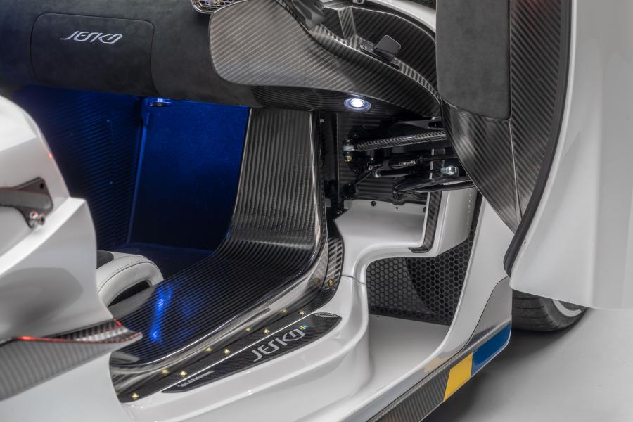 Интерьер Koenigsegg Jesko (7251) 2019 года  (фото 45 из 62)